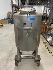 400 LITER (100 GALLON) STAINLESS STEEL SANITARY TANK