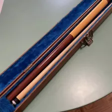 Vintage Dufferin Pool Cue 58" 2 Piece Cue.