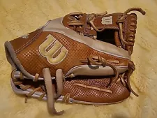 New ListingWilson a2000 11.5 Baseball Glove Spin Control Technology Pro-Stock