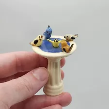 Vintage Hagen Renaker Miniature Bird Bath Figurine with 5 birds