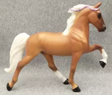 Breyer Stablemate Tennessee Walking Horse Palomino 2007-2008 Retired