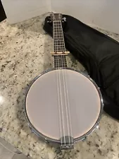 24” Vangoa 4-String Banjo w/Gig Bag