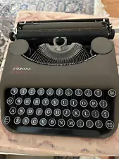 1938 Vintage Smith & Corona Zephyr Ultraportable Typewriter Only 3” Tall