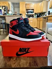 Nike Women's Air Jordan 1 Retro Hi OG Size 9 Black Red White. NEAR MINT!!