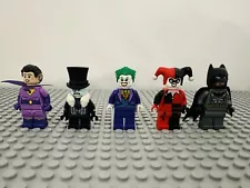 Lot Of 5 Lego DC Heroes Minifigs Batman SH151 Joker Penguin SH351 Harley