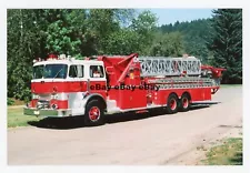 Issaquah, WA Ladder 121 1970 Sutphen Fire Truck Photo