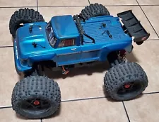 ARRMA Outcast 4s 4x4 1/10 Scale 4WD Stunt Truck Brushless Rc