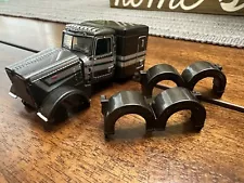 DCP 1/64 Peterbilt 389 Gunmetal Grey/Silver 63” Sleeper Cab Set w/ Fenders