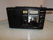 VINTAGE PANASONIC RF-2200 8 BAND SHORTWAVE RADIO RECEIVER