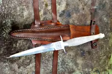 The British Army Fairbairn Sykes fighting knife 1st pat boot dagger, belt sheath