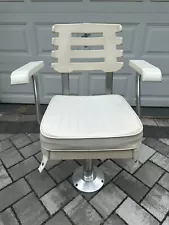 Pompanette P2000 Ladderback Helms Chair with Cushions