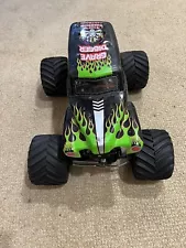 Axial 1/10 4X4 Rock Crawler “Grave Digger” UPGRADED/CUSTOMIZED Truck RTR