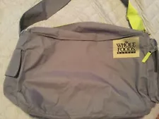 Whole Foods Insulated Zip Top Lg. Cooler Bag Gray/Green Embroider Shoulder Strap