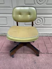 Vintage Mid Century Modern Rolling/Swivel Office Task Desk Chair