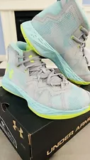 Under Armour Brand New Sneaker Basketball Shoes GGS 4 Sz 6Y Kids Unisex