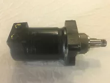 Toro Dingo hydraulic wheel motor part number 106-7654