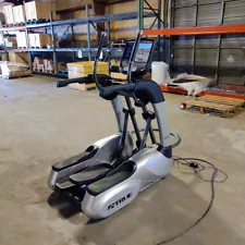 TRUE Elliptical 400 Series with Interactive Touchscreen