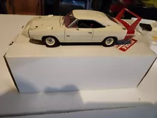 Danbury Mint 1969 Dodge Daytona -White Color - Excellent