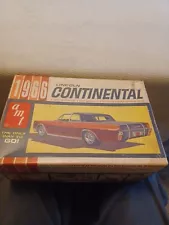 AMT 1966 LINCOLN CONTINENTAL NICE BK123