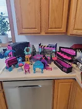 Monster High Doll Furniture, Beds And Play Set Lot