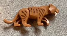 LEGO - Saber-Toothed Tiger with Light Yellow Eyes, Long Teeth Animal