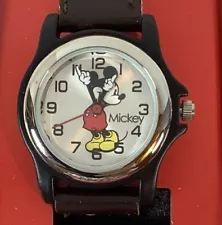 Vintage Disney Mickey Mouse Moving Hands Watch New In The Original Tin