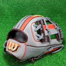 Wilson baseball glove Infield The Wannabe Hero DUAL RHT 11.5 inch