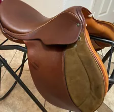 SALE! VINTAGE NEVER USED TAN COLOR Courbette ALL PURPOSE English Saddle