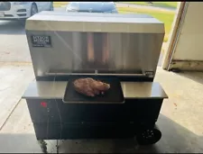 Smokin Brothers Myron Mixon BARQ Gen 3, 3600 Smoker, 3 months old