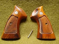 Smith & Wesson "N" Frame Factory Grips (with Screw) Model 27, 28, 29 (1982)