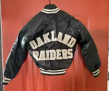 OAKLAND RAIDERS JACKET (YOUTH 10-12) CHALKLINE (18.5x22") NFL FOOTBALL CALI