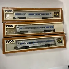 HO TYCO AMTRAK COMBINE OBSERVATION COACH PASSENGER TRAIN CAR LOT