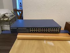 Netgear ProSafe 24-Port 10/100 Mbps Fast Ethernet Switch JFS524-v2