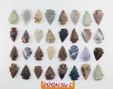 32 Piece Collection Arrowheads - Spearheads - Hand Knapped Agate