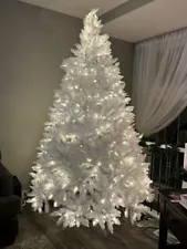 7.5ft Pre-Lit Pair Of 2 ChristmasTrees, Hinged Artificial ChristmasPine...