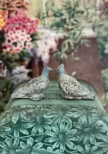 Vintage Pixyland Kew Miniature Lead Pigeons Toy Bird Figures Dolls House Garden