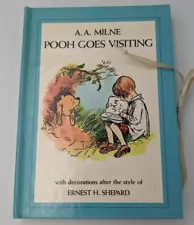 A.A. Milne Pooh Goes Visiting Pop-up Carousel Book 1987 First Edition