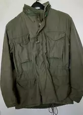 Military cold weather field jacket solid olive green with liner Size Medium