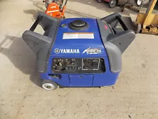 YAMAHA 3000 watt GENERATOR INVERTER EF3000ISEB quiet running, nice, runs great