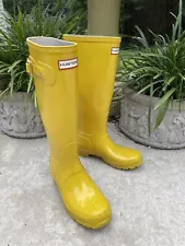 Hunter Original Tall Rain Boots GLOSSY Yellow Wellington Wellies Women’s Size 7