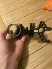 CBE Tactic Bow Sight - Black, Right Hand