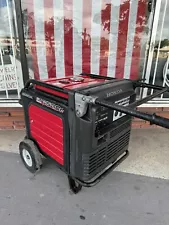 Honda EU6500is Generator 6500 WATT MIAMI FL Inverter