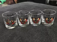 4 SAILOR JERRY 3 double pin up and 1 double bird