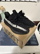 Yeezy 350 V2 Oreo