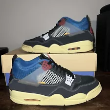 Size 10.5 - Jordan 4 Retro x Union LA Mid Off Noir