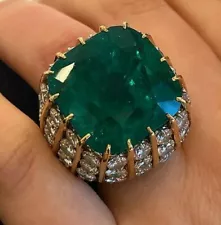 925 Sterling Silver NewLook Impressive Emerald and CZ Ring by Harry Winston