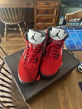 New ListingSize 10.5 - Jordan 5 Retro Mid Raging Bull