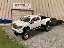 2022 GMC Sierra 3500 Dually Lifted 4x4 Truck 1/64 Diecast Custom Duramax Diesel