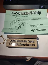 rare vintage mint e-z-cluck-n-yelp a j cassette turkey box call with instruction