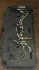 Hoyt CRX32 Right Hand Compound Bow - 60# Pull 29” Draw